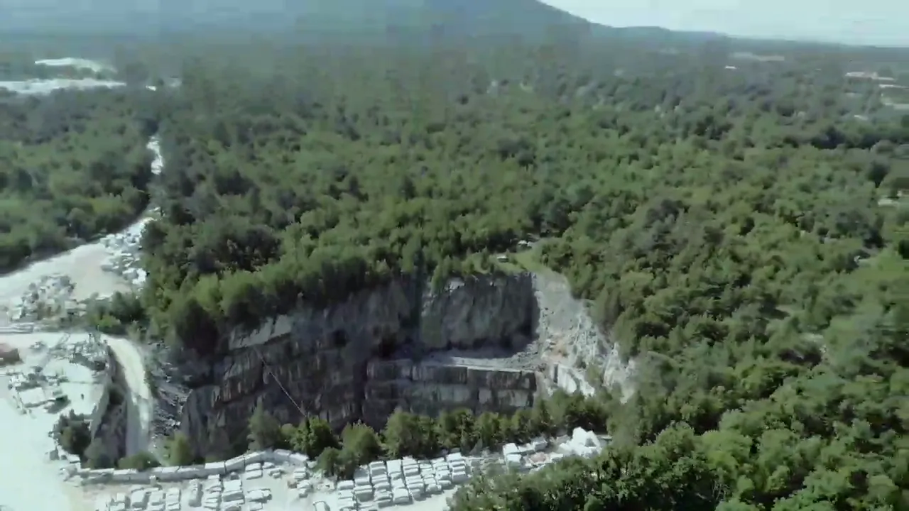 Vídeo construcción cocina Ron Dennis